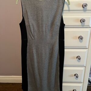 Jones New York sleeveless dress, knee length